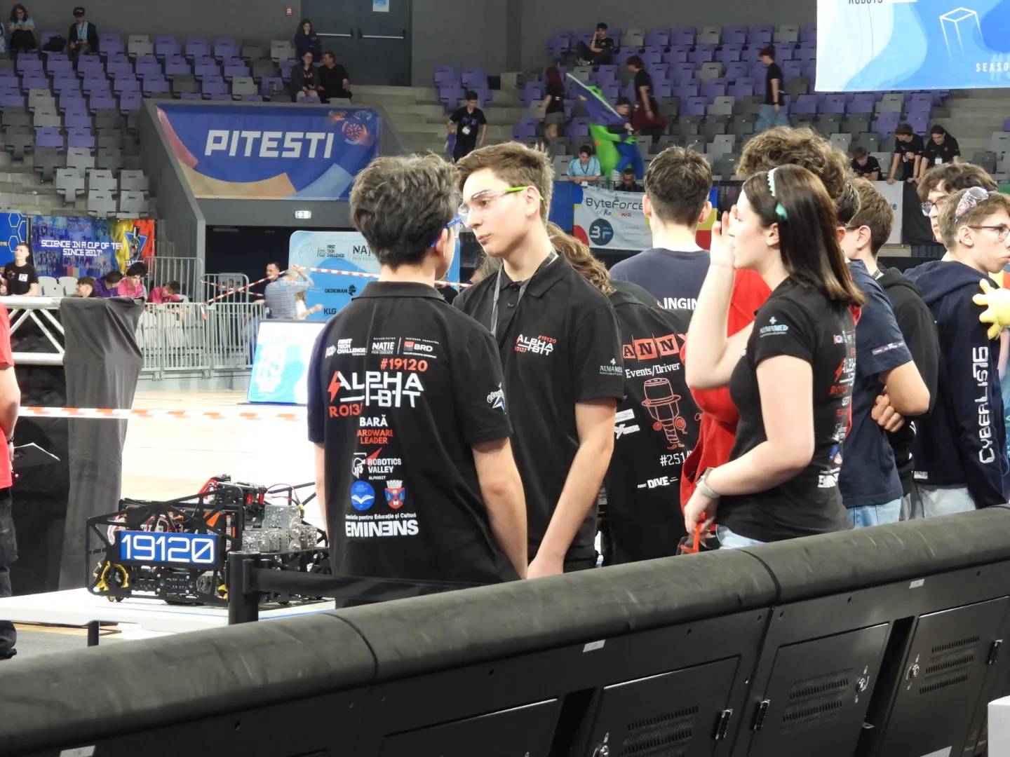 Poza din timpul competities cu AlphaBit